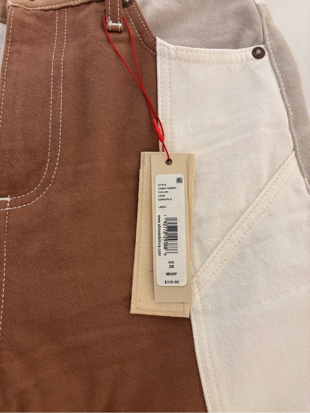 ๐ค Alice + Olivia Sandpile Patchwork Wide-Leg Jeans ๐ค - Picture 5 of 7